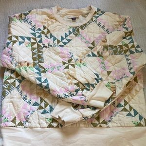 Universal thread quilted blanket M